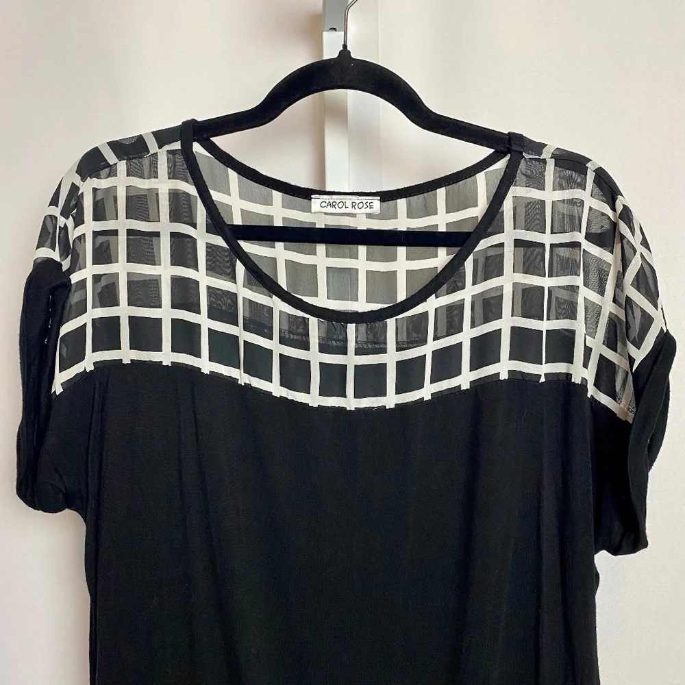 💙5/$15 Carol Rose Womenʻs Black and White Dress Top w/ Tie at Hem Large